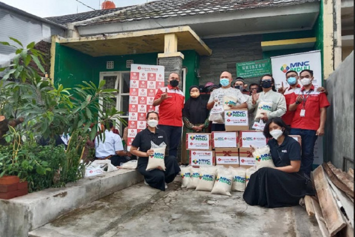 MNC Peduli-Lotte Mart...