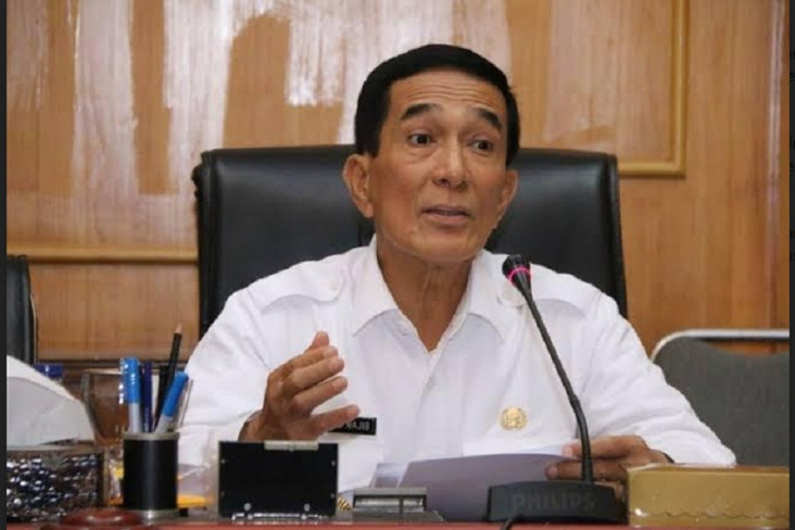 2 Tersangka Korupsi...
