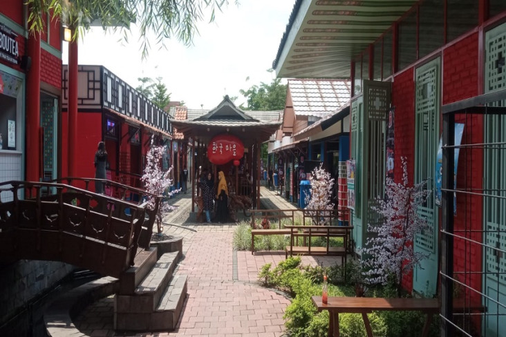 Plataran Kampung Korea,...