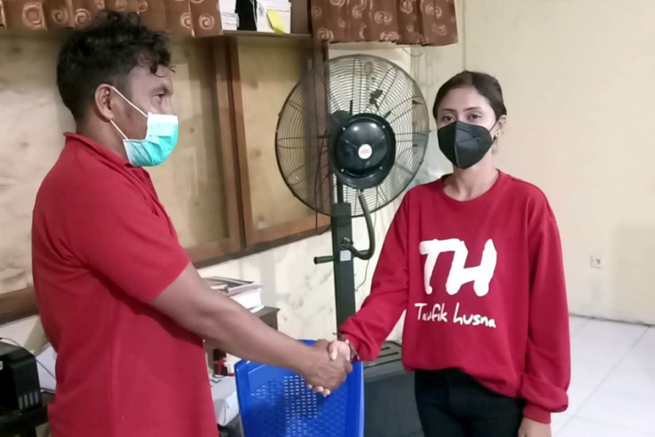 Video Viral Karyawati...