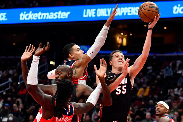 Hasil NBA, Minggu (21/11/2021):...