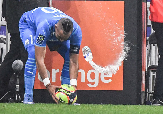 Pertandingan Lyon vs...