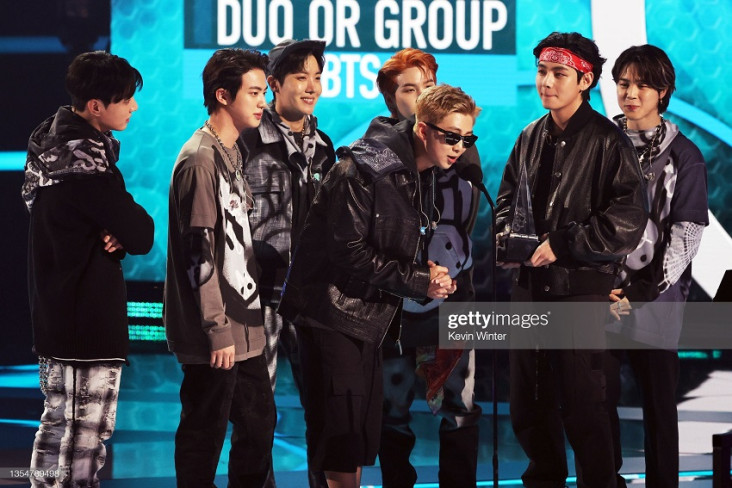 BTS Menang Favorite...