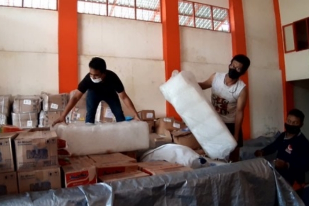 Bantaeng Dilanda Banjir,...