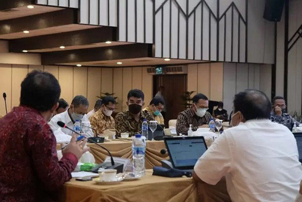 Delapan Bulan Pascapeluncuran,...