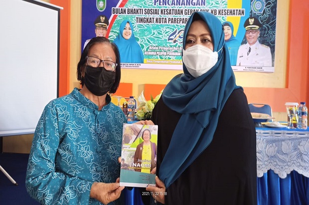 Tangis Haru Naomi Saat...