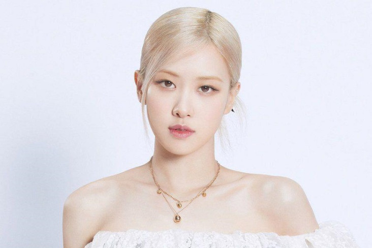 Kontak dengan Lisa BLACKPINK,...