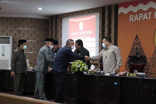 Disetujui Bersama, Enam...