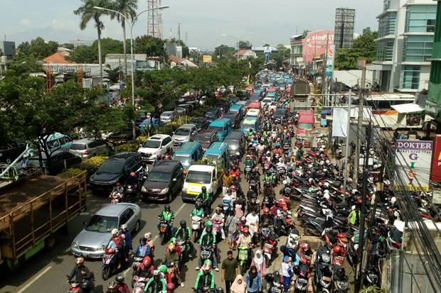 Uji Coba Ganjil Genap...