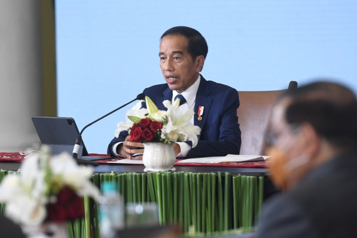 Jokowi Ajak Pemimpin...
