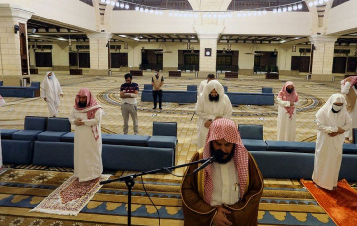 Ratusan Imam Dipecat...