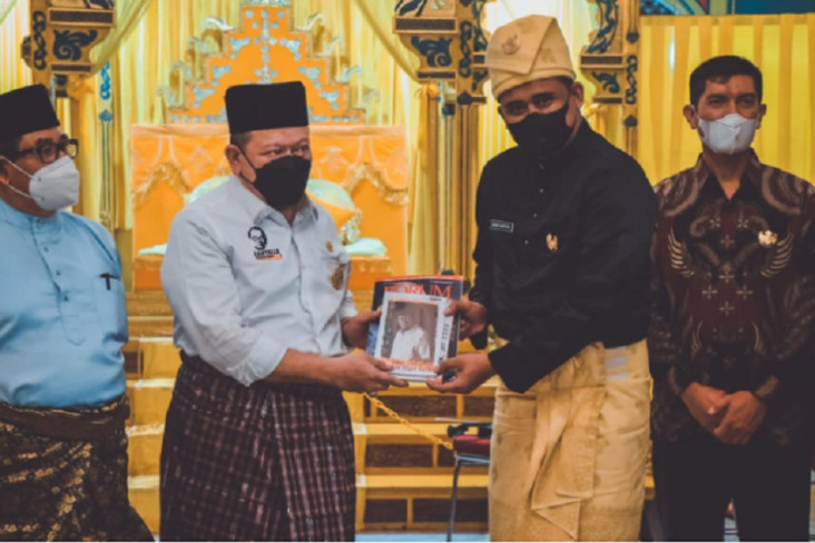 Bertemu dengan LaNyalla,...
