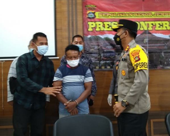 Menolak Bersetubuh,...