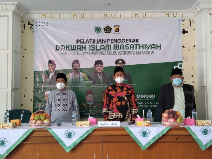 MUI Bentuk Kader Penggerak...