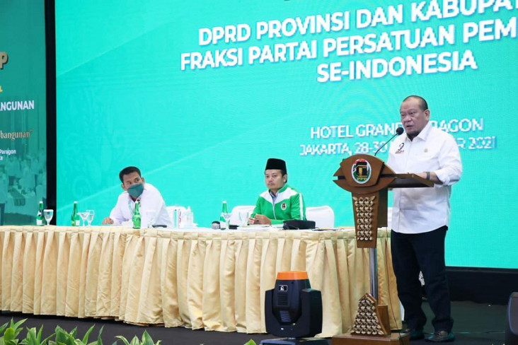 Di Depan Kader PPP,...