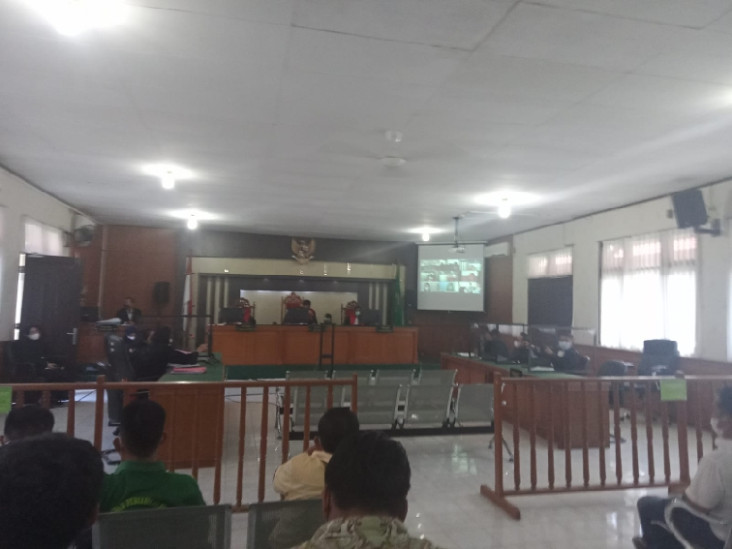 Hakim PN Pekanbaru Tolak...