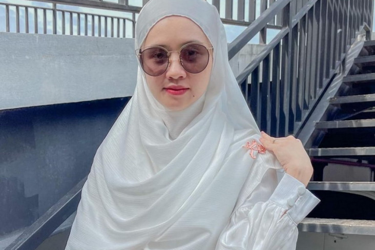 Adinda Amira Ungkap...