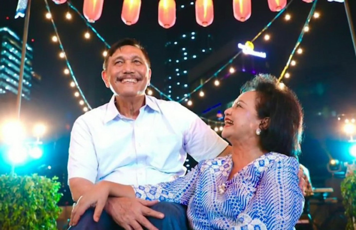 Romantis, Cerita Cinta...