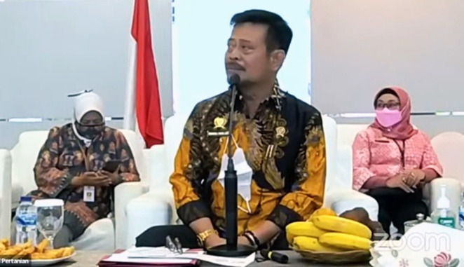 Mentan Ajak Petani Milenial...