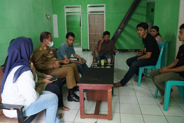 Kunjungi Mahasiswa,...