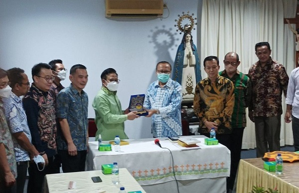 Bertemu Ketua KWI, Gus...