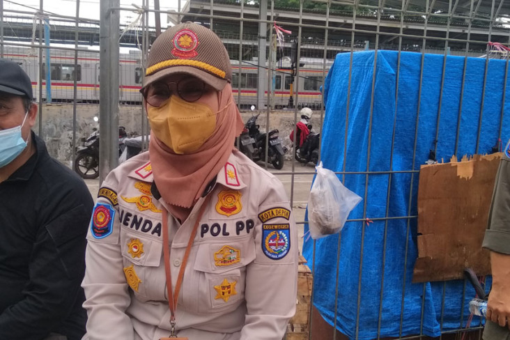 Kembalikan Fungsi Jalan,...