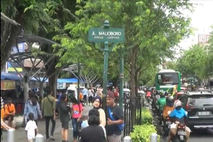Hendak Direlokasi, PKL...