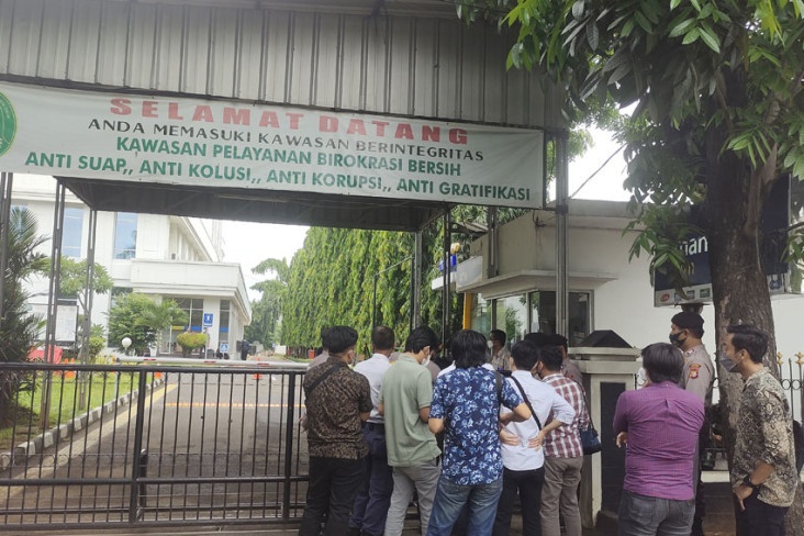 Munarman Jalani Sidang...