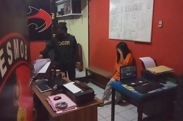 IRT di Makassar Curi...