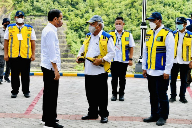 Jokowi Goda Menteri...