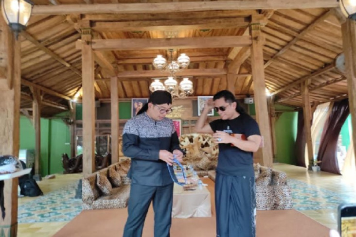 Bertemu Gus Miftah,...