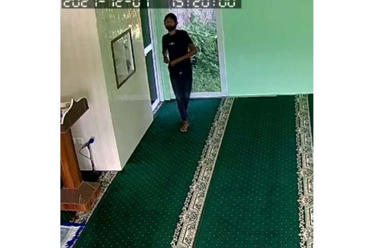 Terekam CCTV, Maling...