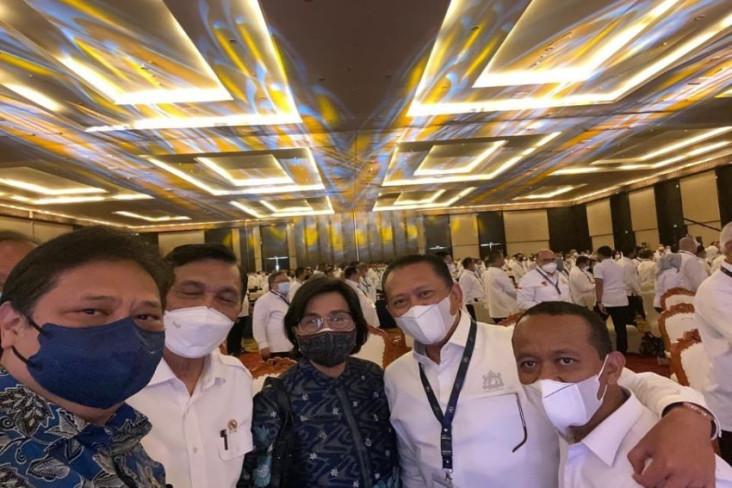 Selfie Beribu Makna...