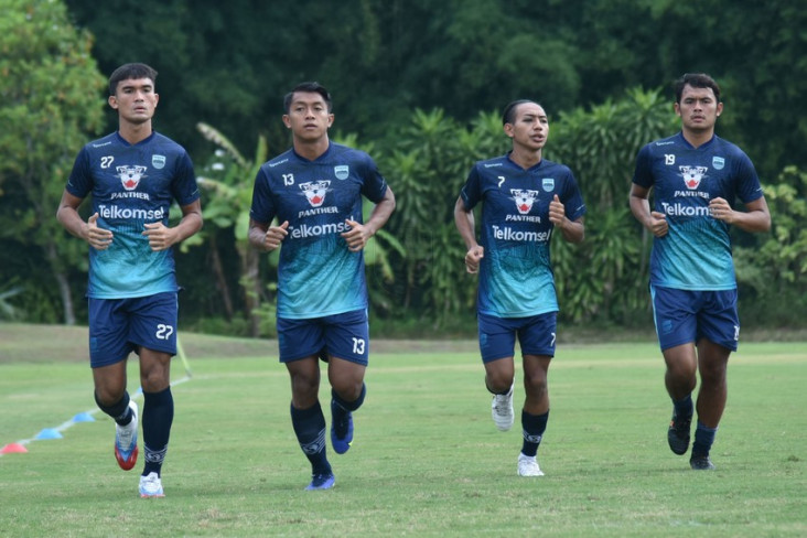 Liga 1 Jelang Madura...