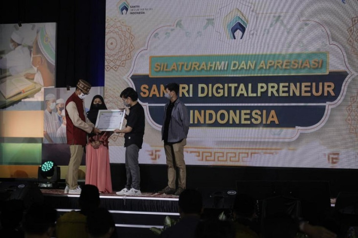Sandiaga: Santri Digitalpreneur...