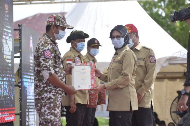 Masyarakat 14 Desa di...