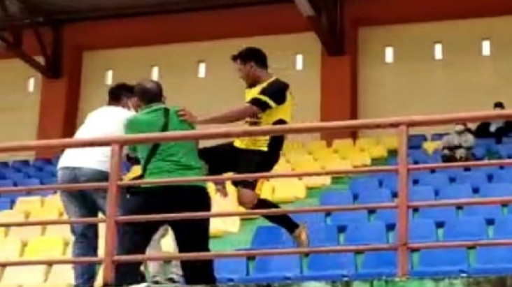 Brutal! Saktiawan Sinaga...