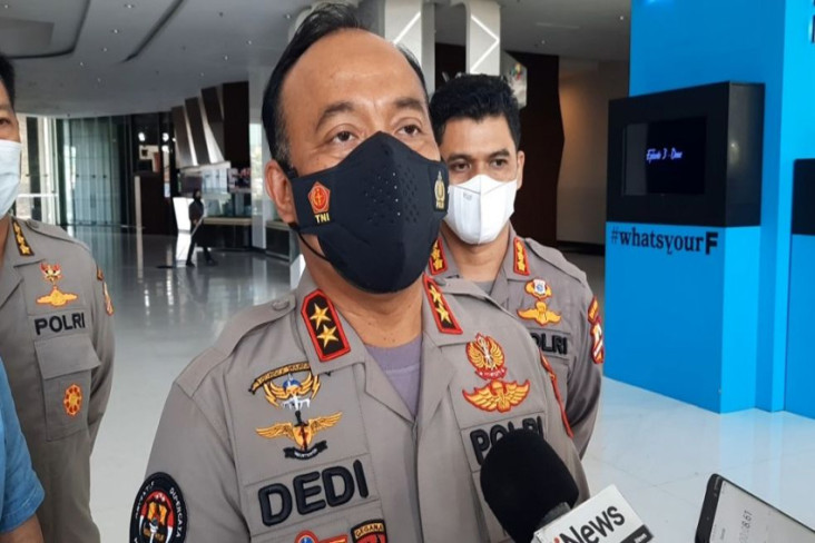 Polri Pecat Bripda Randy...