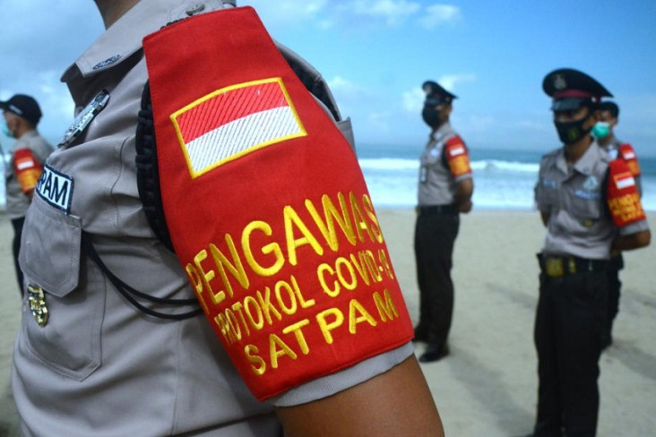 Cegah Omicron, DPR Minta...