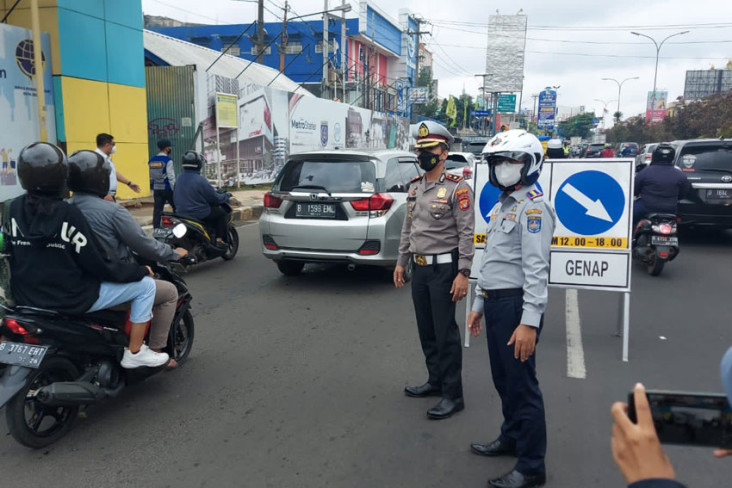 Batasi Mobilitas Masyarakat,...