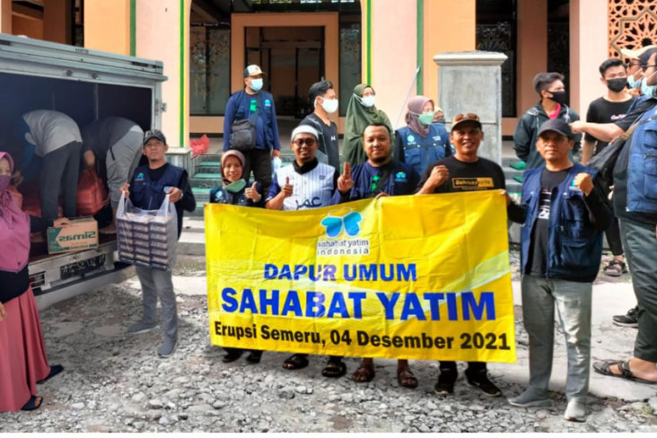 Bantu Korban Terdampak...