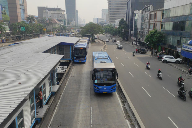 Lupa Tarik Rem Tangan,...