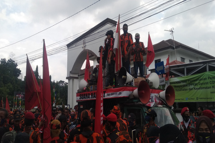 Ormas Pemuda Pancasila...
