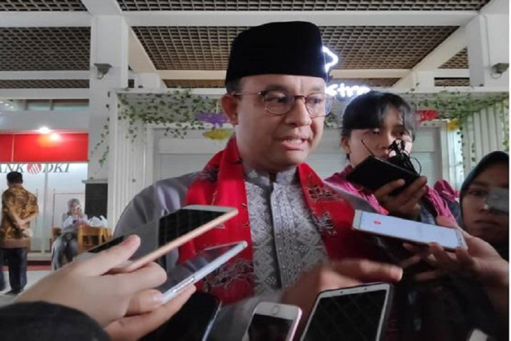 Anies Ancam Denda Kontraktor...