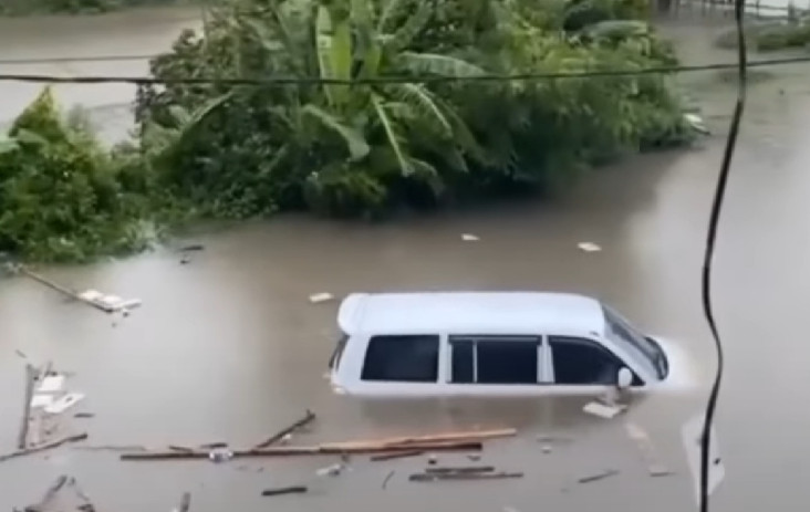 Denpasar dan Badung...