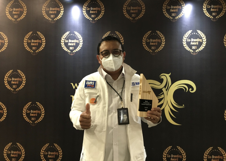 Bank BRI Borong Tiga...
