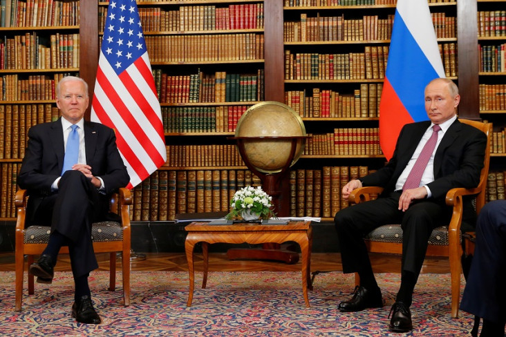Putin Akan Bahas Ekspansi...