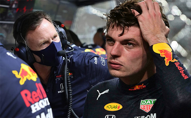 Gaya Balap Verstappen...