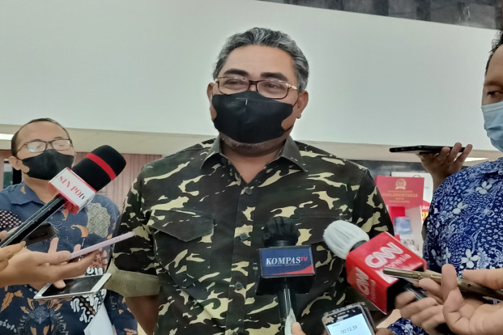 Sebut Bakal Ada Kejutan,...