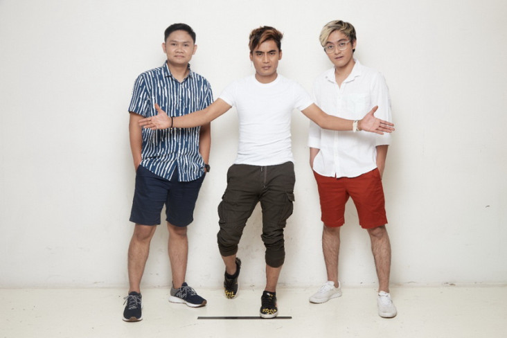 Berkolaborasi dengan...
